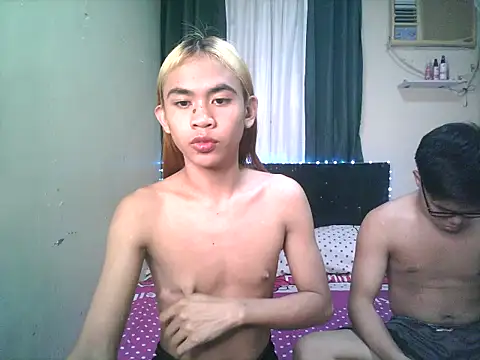 Sweet-shopia online show from 12/17/25, 02:22