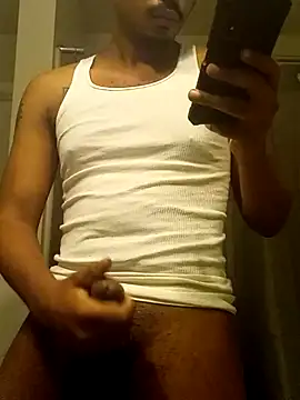 Snapshot of Yungandhungd chatting on 10/11/25, 08:54 Yungandhungd online show from 10/11/25, 08:54