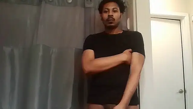 Snapshot of Yungandhungd chatting on 09/30/25, 01:06 Yungandhungd online show from 09/30/25, 01:06