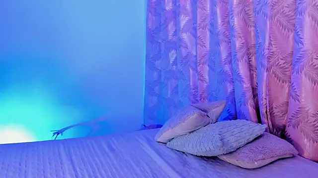 riley bensongh online show from 11/05/25, 10:35