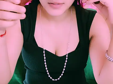 My Rose online show from 10/04/25, 05:03