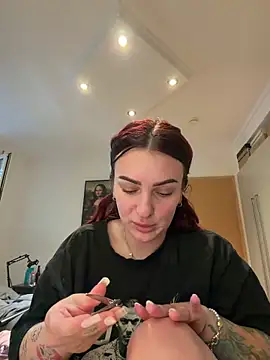 Snapshot of OliviaaFischer chatting on 06/01/26, 12:16 OliviaaFischer online show from 06/01/26, 12:16