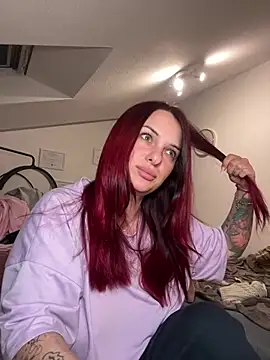 Snapshot of OliviaaFischer chatting on 03/15/26, 09:44 OliviaaFischer online show from 03/15/26, 09:44