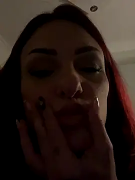 Snapshot of OliviaaFischer chatting on 11/03/25, 11:19 OliviaaFischer online show from 11/03/25, 11:19