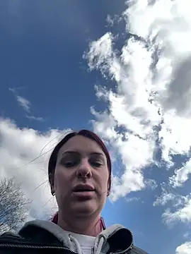 Snapshot of OliviaaFischer chatting on 03/12/26, 01:37 OliviaaFischer online show from 03/12/26, 01:37