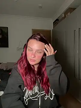 Snapshot of OliviaaFischer chatting on 03/22/26, 07:15 OliviaaFischer online show from 03/22/26, 07:15