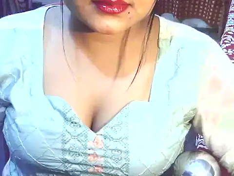 Nusrat Faria07 online show from 11/23/25, 05:01