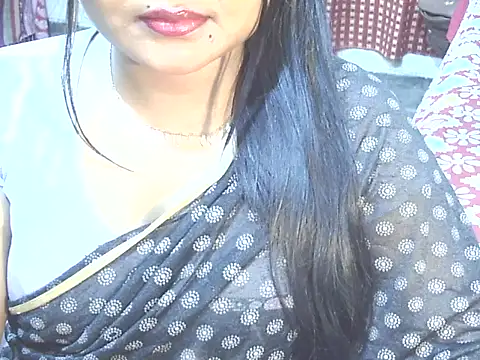 Nusrat Faria07 online show from 11/30/25, 12:55