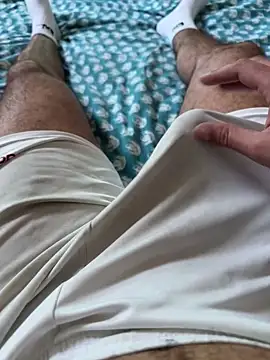 Beurberry19 online show from 10/23/25, 04:49