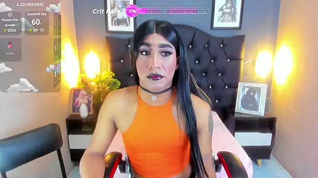 Snapshot of Lucia-Horny24 chatting on 09/10/25, 07:24 Lucia-Horny24 online show from 09/10/25, 07:24
