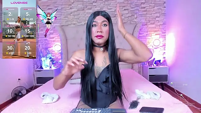 Snapshot of Lucia-Horny24 chatting on 11/28/25, 07:58 Lucia-Horny24 online show from 11/28/25, 07:58