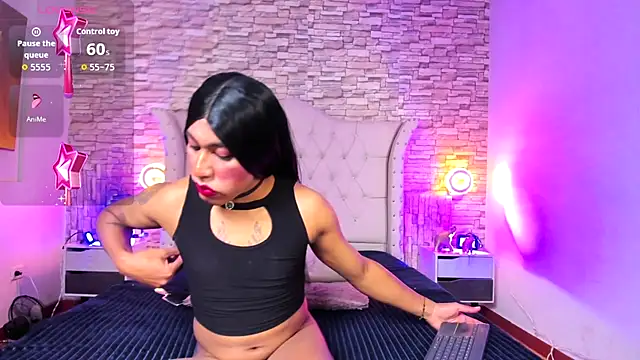 Snapshot of Lucia-Horny24 chatting on 11/24/25, 08:09 Lucia-Horny24 online show from 11/24/25, 08:09