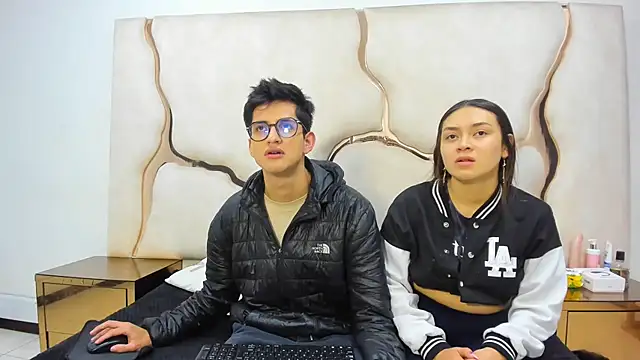 Snapshot of Noa_Arez chatting on 10/13/25, 04:36 Noa Arez online show from 10/13/25, 04:36