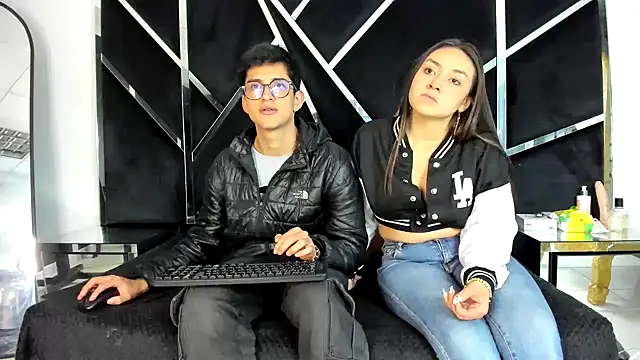 Snapshot of Noa_Arez chatting on 10/08/25, 05:53 Noa Arez online show from 10/08/25, 05:53