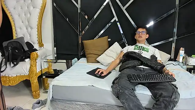 Noa Arez online show from 01/17/26, 03:32