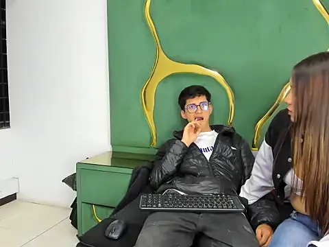 Snapshot of Noa_Arez chatting on 10/07/25, 05:08 Noa Arez online show from 10/07/25, 05:08