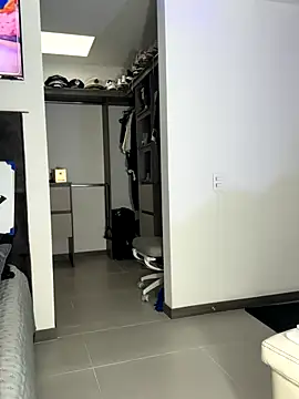 Andrew Johnnson online show from 11/28/25, 07:25