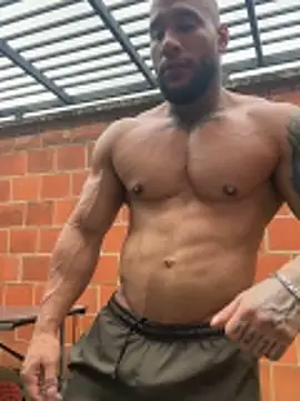 Andrew Johnnson online show from 11/06/25, 04:00