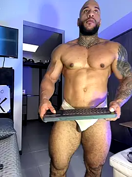 Andrew Johnnson online show from 11/04/25, 05:28