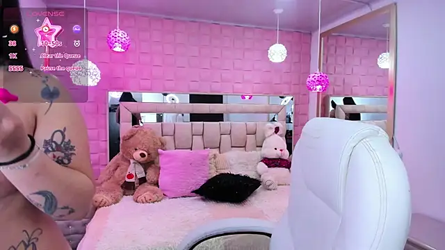  laaura  online show from 03/03/26, 01:07