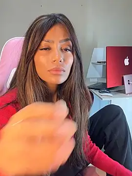 Sarajames online show from 11/12/25, 03:27