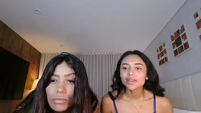 Sarajames online show from 04/19/26, 01:01