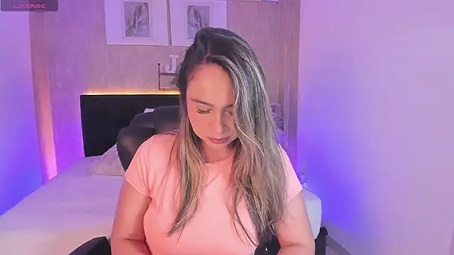 jessica hotxxx online show from 11/12/25, 03:05