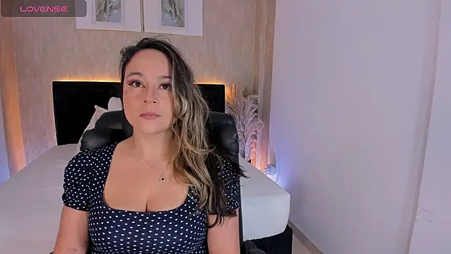 jessica hotxxx online show from 12/20/25, 01:25