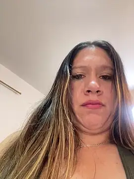 Snapshot of emma_hot2006 chatting on 10/18/25, 05:26 emma hot2006 online show from 10/18/25, 05:26