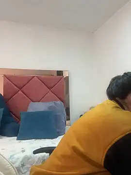 Snapshot of emma_hot2006 chatting on 10/12/25, 04:30 emma hot2006 online show from 10/12/25, 04:30