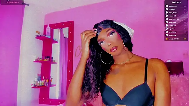 Snapshot of Sara_hot12112 chatting on 02/15/26, 06:18 Sara hot12112 online show from 02/15/26, 06:18