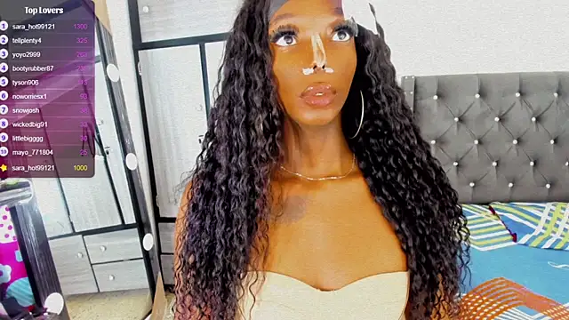 Snapshot of Sara_hot12112 chatting on 10/23/25, 06:45 Sara hot12112 online show from 10/23/25, 06:45