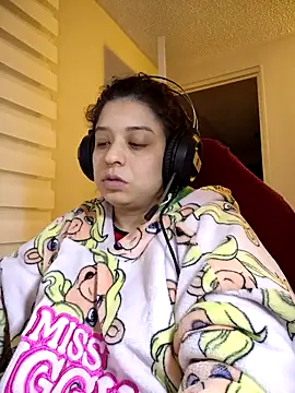 miss carmila1 online show from 12/22/25, 04:01