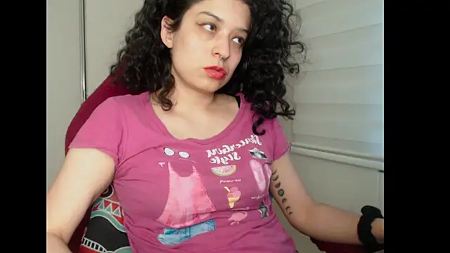 Snapshot of miss_carmila1 chatting on 09/30/25, 10:49 miss carmila1 online show from 09/30/25, 10:49