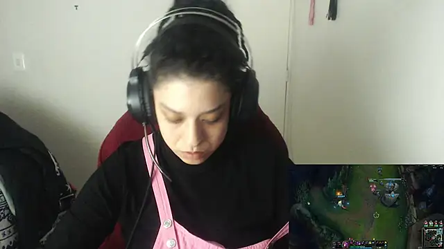 miss carmila1 online show from 10/31/25, 11:11