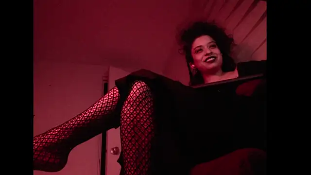 Snapshot of miss_carmila1 chatting on 10/17/25, 11:06 miss carmila1 online show from 10/17/25, 11:06
