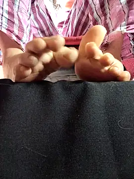 miss carmila1 online show from 04/11/26, 06:22