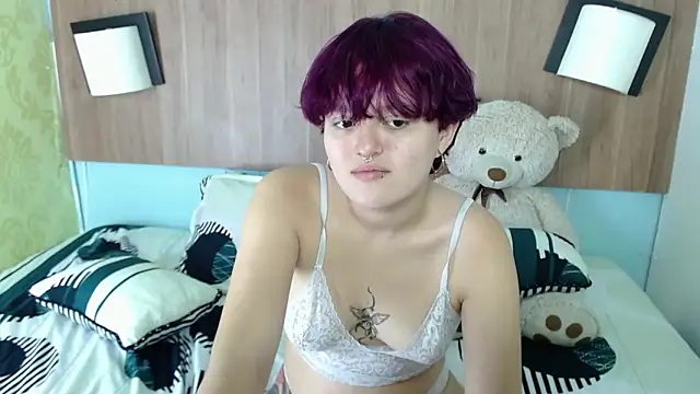 JadeAndJess  online show from 09/17/25, 01:13