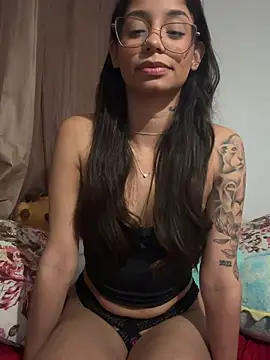 FadaPerigosa online show from 06/12/26, 02:20