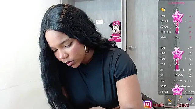 Chanell mina online show from 11/23/25, 04:22