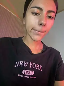 Snapshot of LilybethGray chatting on 02/15/26, 11:03 LilybethGray online show from 02/15/26, 11:03