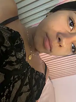 LilybethGray online show from 04/17/26, 12:13