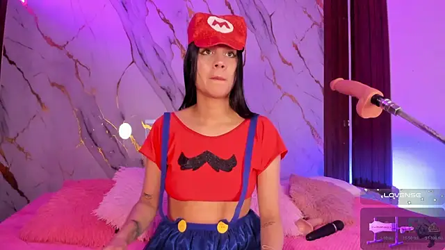 Emmiicute online show from 12/17/25, 08:25