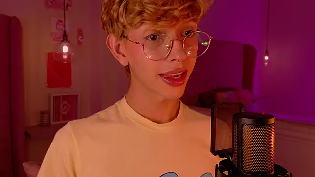 imDamiano online show from 10/31/25, 09:32