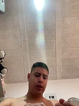 Snapshot of miaftmax chatting on 10/11/25, 01:01 miaftmax online show from 10/11/25, 01:01