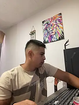 Snapshot of miaftmax chatting on 12/03/25, 03:22 miaftmax online show from 12/03/25, 03:22