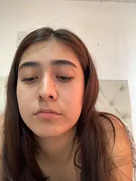 Snapshot of miaftmax chatting on 11/07/25, 04:44 miaftmax online show from 11/07/25, 04:44