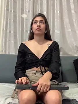 Snapshot of miaftmax chatting on 09/28/25, 02:57 miaftmax online show from 09/28/25, 02:57