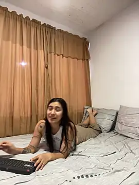 Snapshot of miaftmax chatting on 02/14/26, 02:28 miaftmax online show from 02/14/26, 02:28