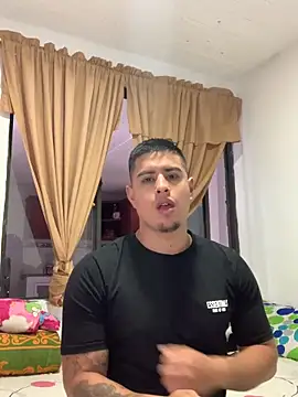 Snapshot of miaftmax chatting on 02/08/26, 06:27 miaftmax online show from 02/08/26, 06:27